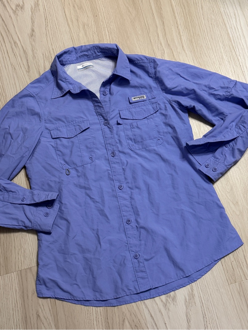COLUMBIA PFG Long Sleeve Nylon Button Up Shirt lavender pockets vented tan sleev